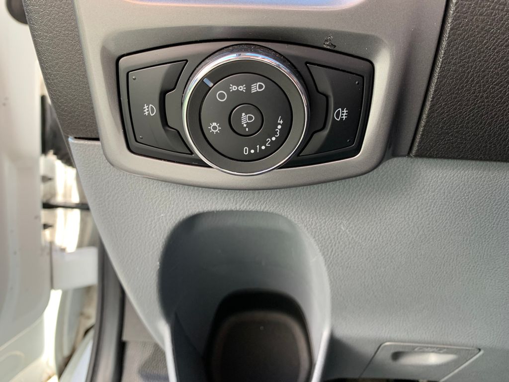 ford-transit-custom-2-0-tdci-l1-webasto-zadano - 7