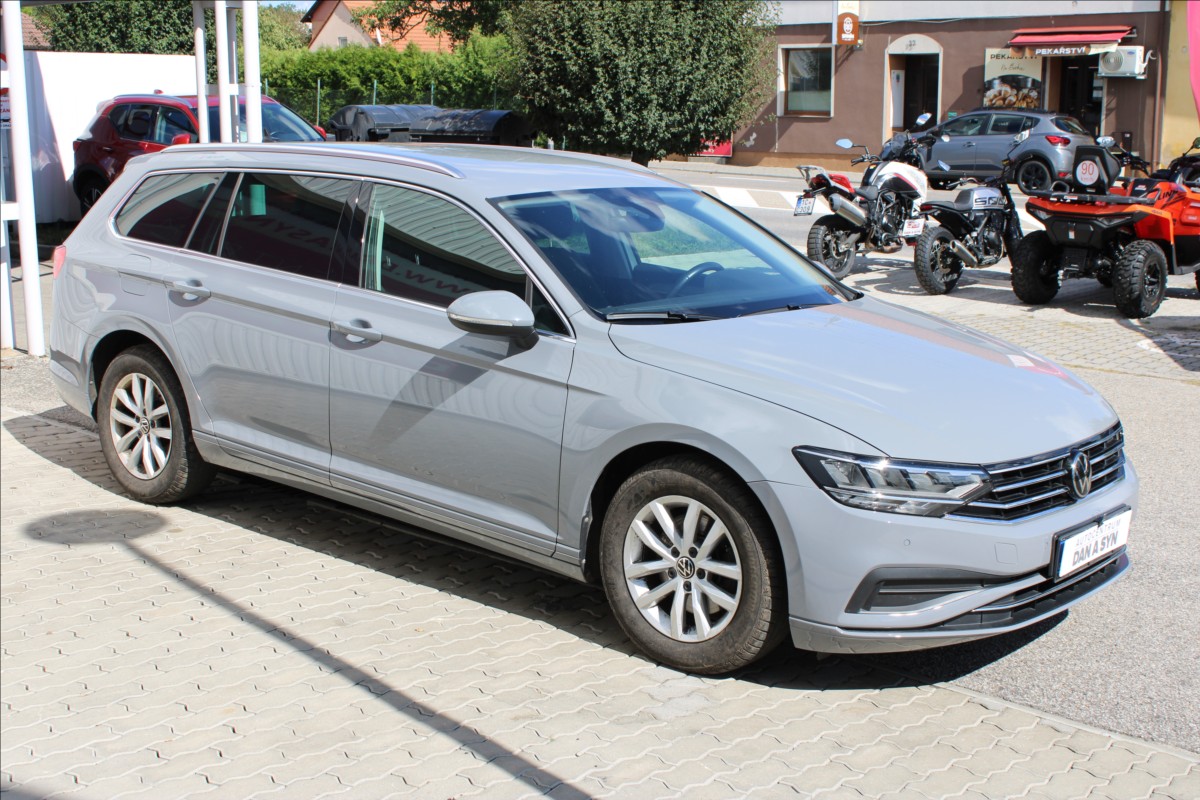 volkswagen-passat-1-5-tsi-dsg-business-1-maj-cz - 1