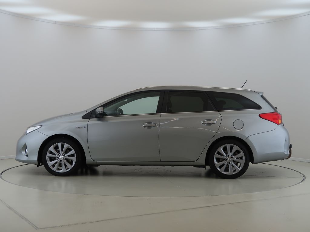 toyota-auris-1-8hybrid-navigace-at - 7