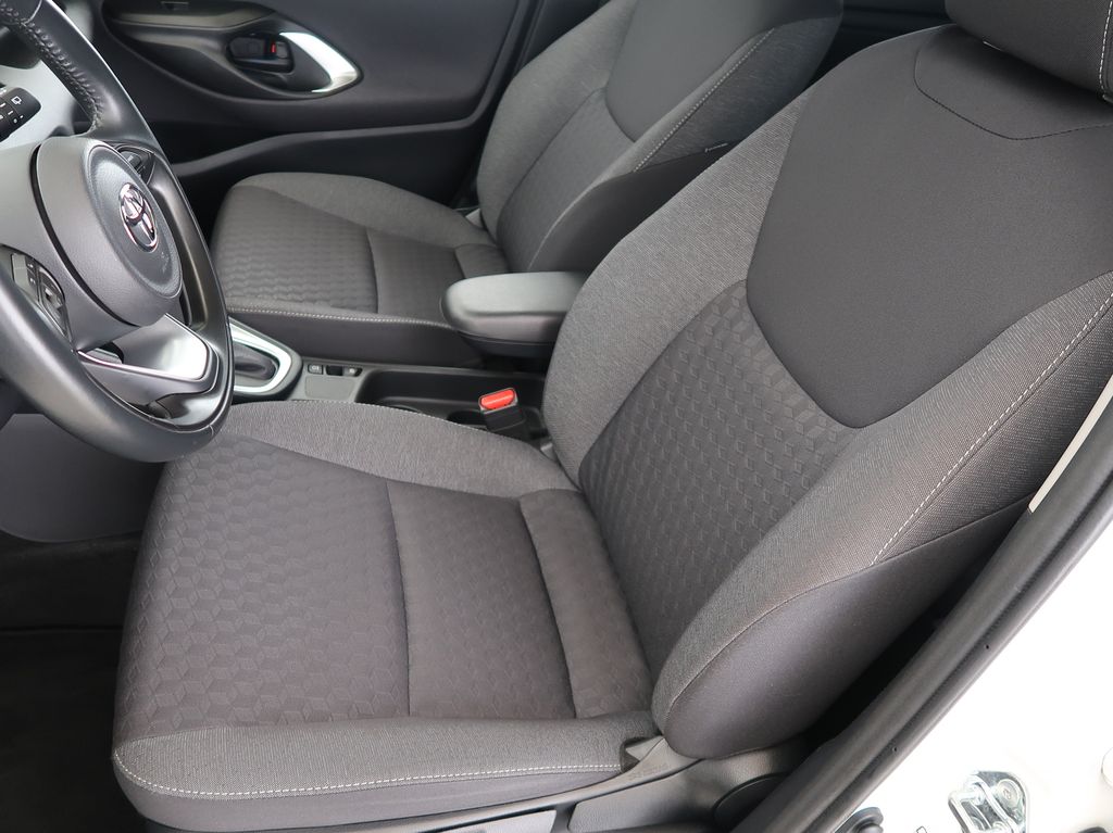 toyota-yaris-1-5hybrid-cz-comfort - 8