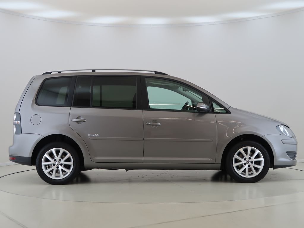 volkswagen-touran-1-4tsi-103kw-automat - 3