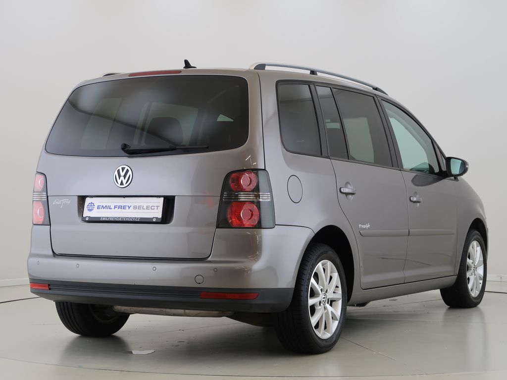 volkswagen-touran-1-4tsi-103kw-automat - 4