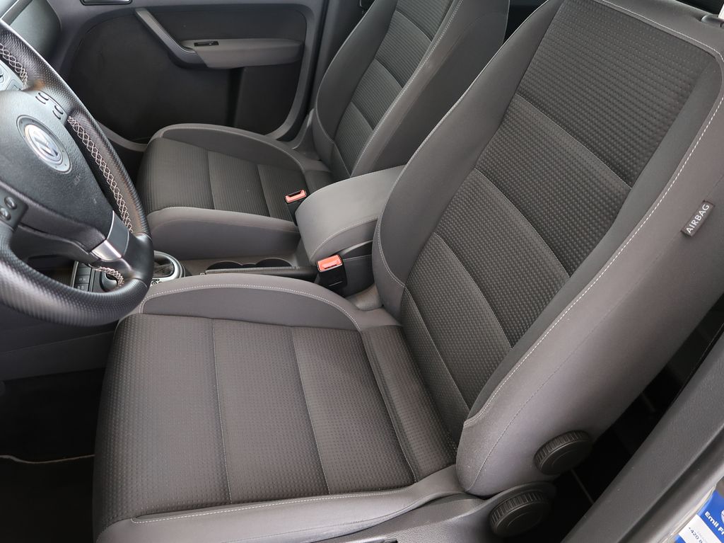 volkswagen-touran-1-4tsi-103kw-automat - 8