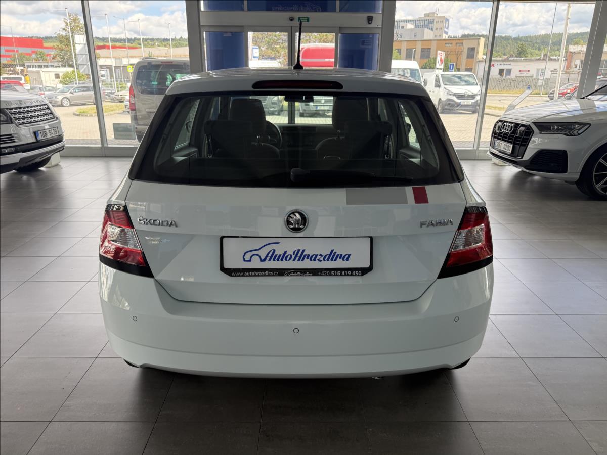 skoda-fabia-1-2-red-grey-1maj-serviska - 4