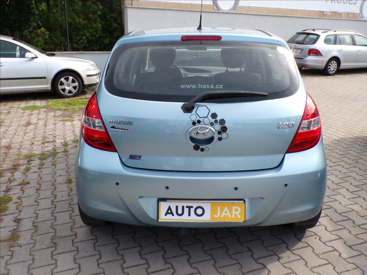hyundai-i20-1-4-lpg-benzin-klimatizace - 4