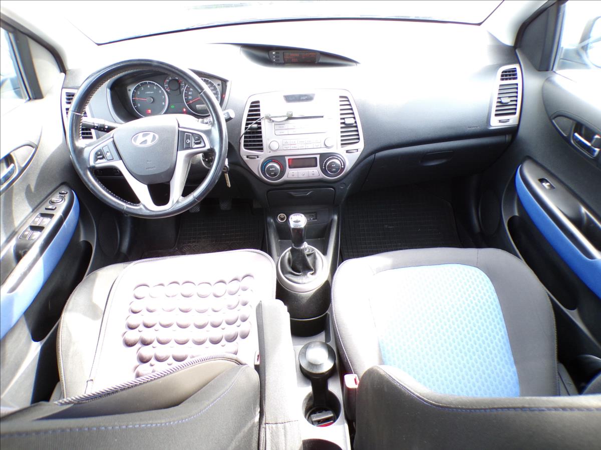 hyundai-i20-1-4-lpg-benzin-klimatizace - 6