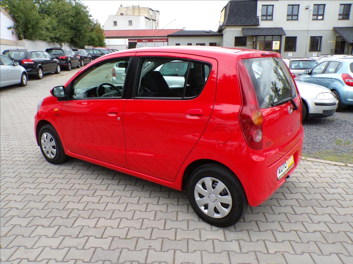 daihatsu-cuore-1-0-i-1-majitel-klimatizace - 5