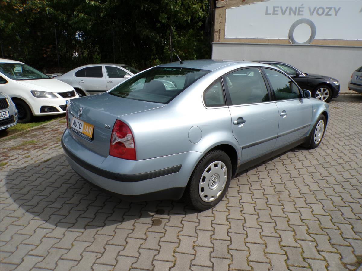 volkswagen-passat-2-0-i-tazne-zarizeni - 4