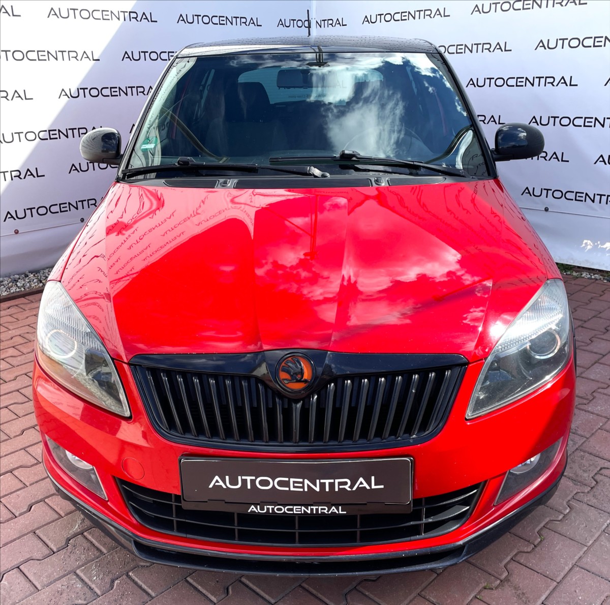 skoda-fabia-1-2-tsi-monte-carlo - 1