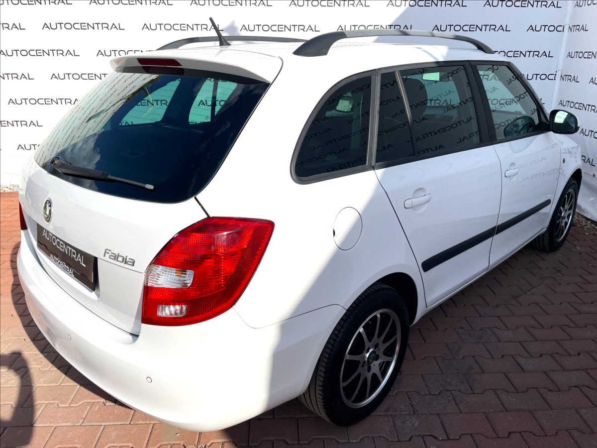 skoda-fabia-1-2-tsi-63kw-family-servisovan - 7