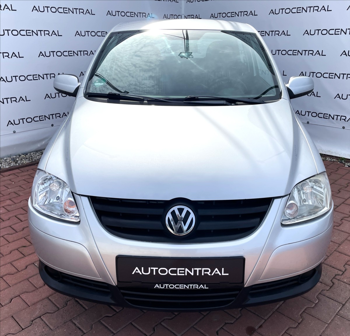 volkswagen-fox-1-4-basis75-55kw-servis - 1