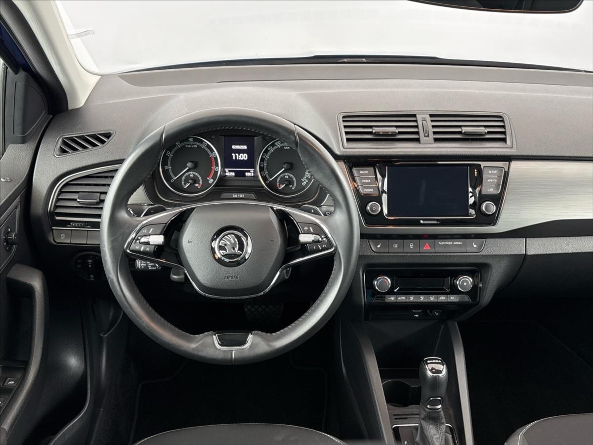 skoda-fabia-1-0-tsi-style-plus-7dsg - 4