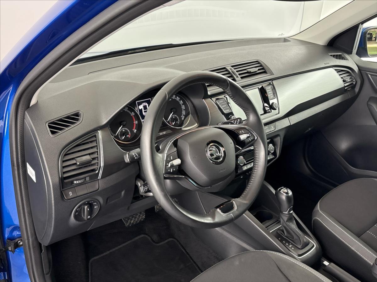 skoda-fabia-1-0-tsi-style-plus-7dsg - 5