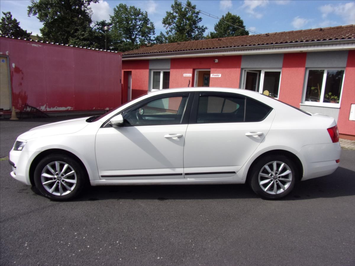 skoda-octavia-1-6-tdi-ambiente-81kw-cr - 6