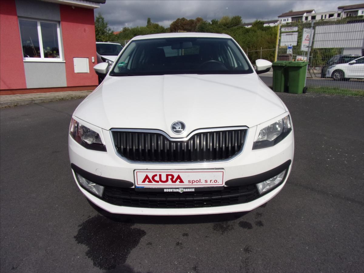 skoda-octavia-1-6-tdi-ambiente-81kw-cr - 8