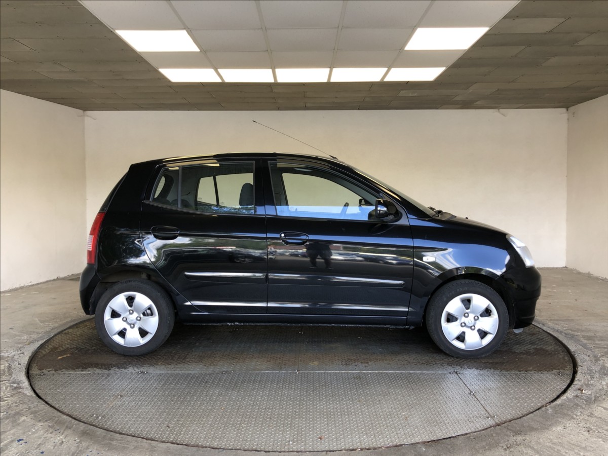 kia-picanto-1-1-i - 7
