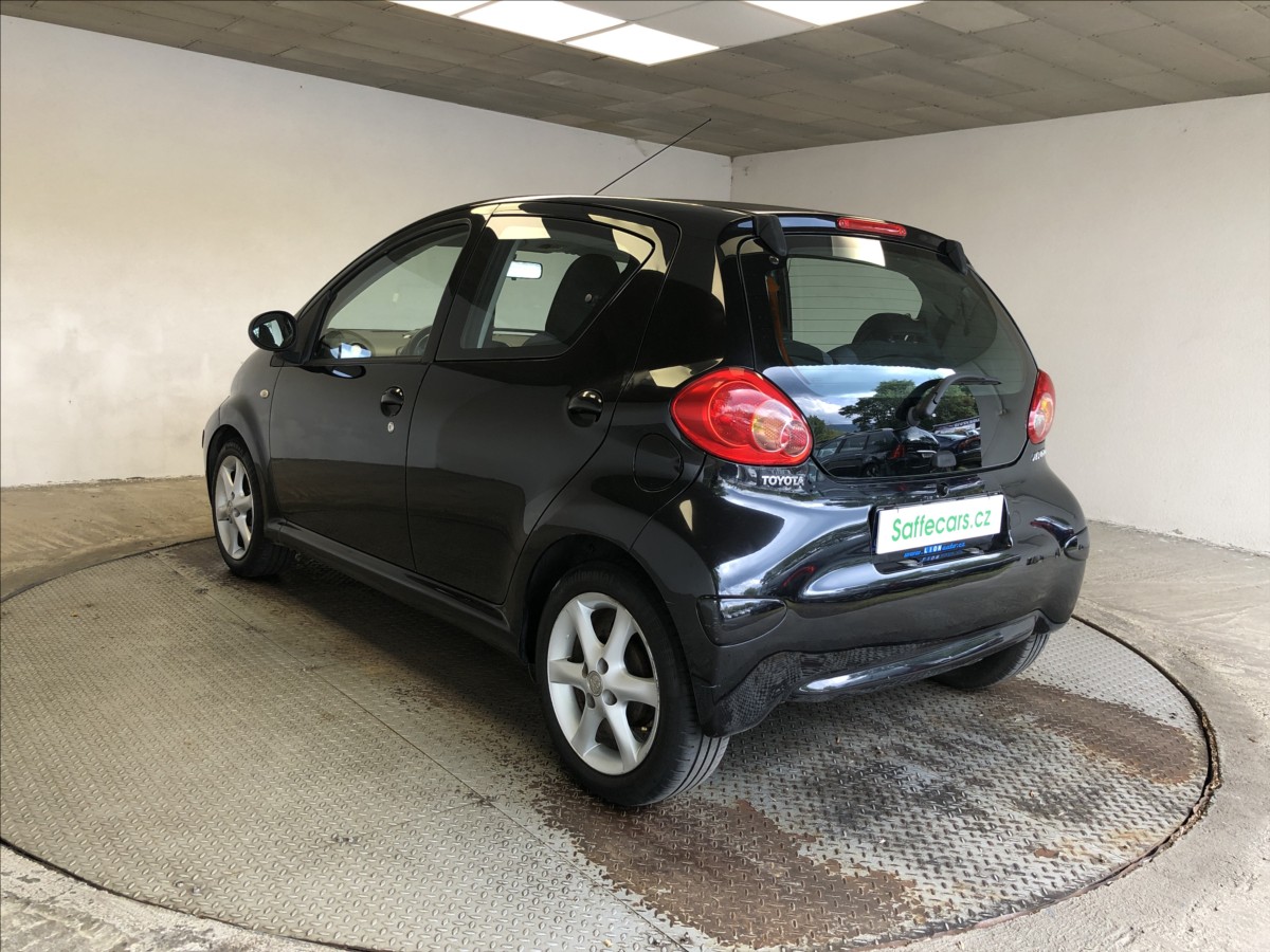 toyota-aygo-1-0-vvt-i - 4