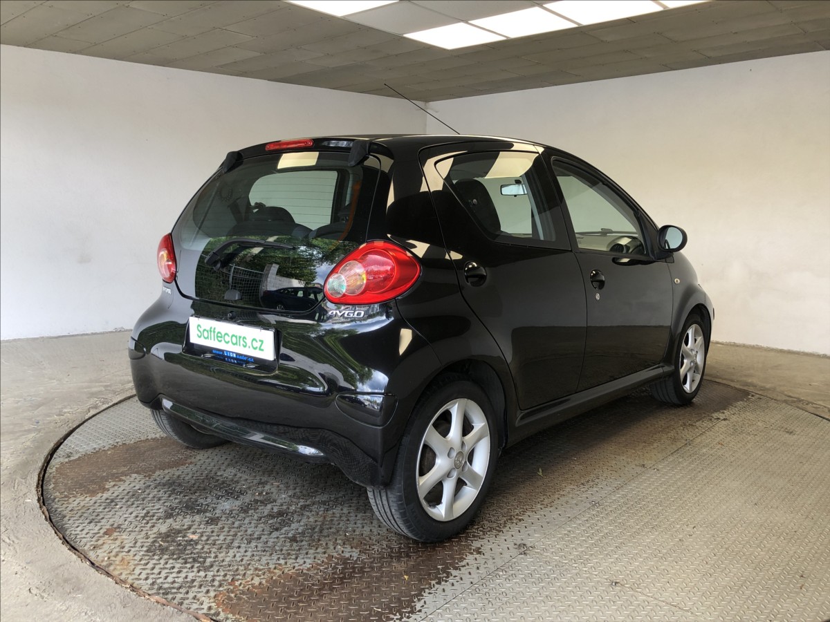 toyota-aygo-1-0-vvt-i - 6
