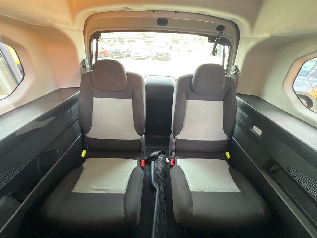 citroen-berlingo-1-2-130k-zaruka-servis - 8