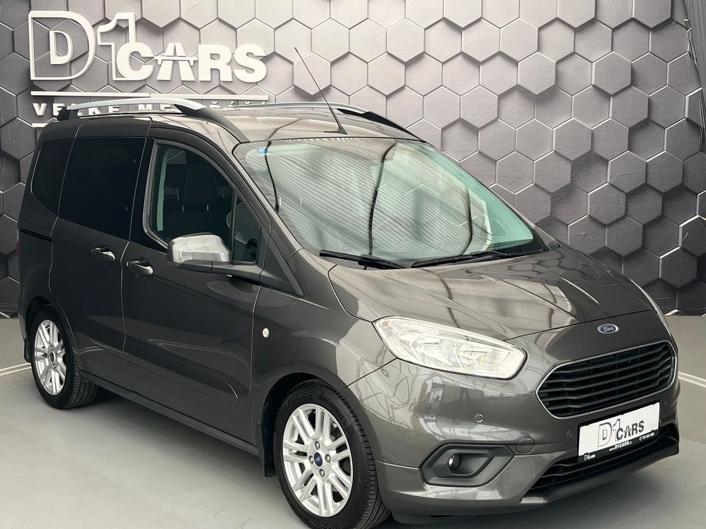 ford-tourneo-courier-titanium-1-5-tdci-prav-servis - 5