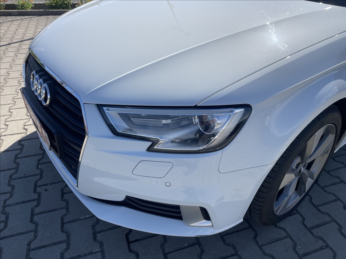 audi-a3-1-4-tfsi-ultra-110-kw-digiklima-xenony-sportback - 5