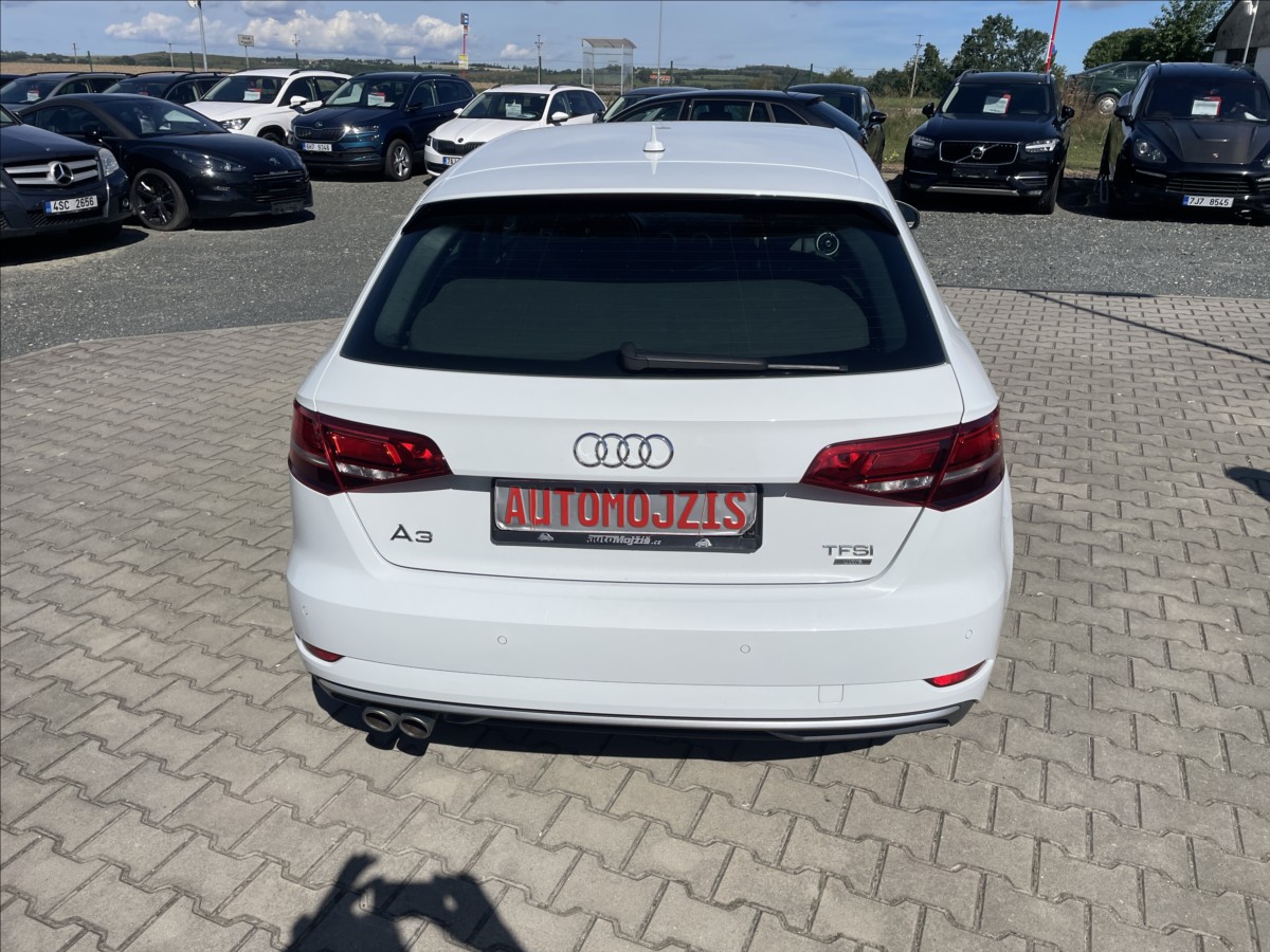 audi-a3-1-4-tfsi-ultra-110-kw-digiklima-xenony-sportback - 8