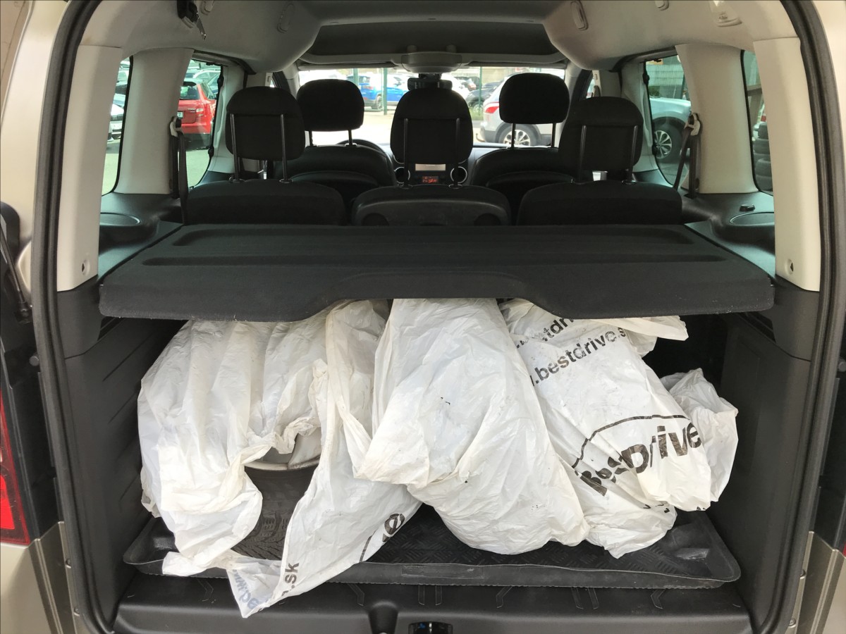 peugeot-partner-tepee-1-6-hdi-88kw - 6