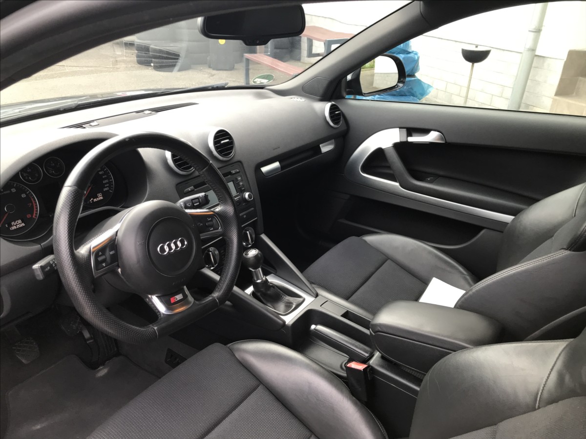 audi-a3-1-4-tsi-92kw-s-line-3dv - 6