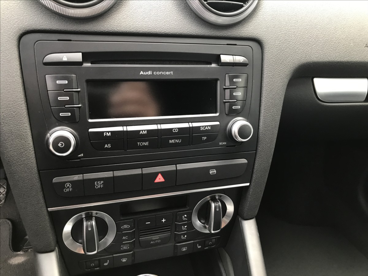 audi-a3-1-4-tsi-92kw-s-line-3dv - 9