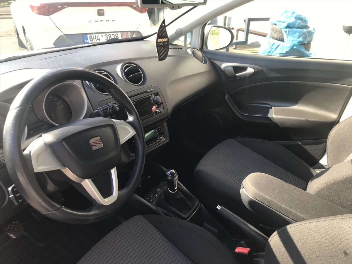 seat-ibiza-1-2-tsi-combi-77kw - 7