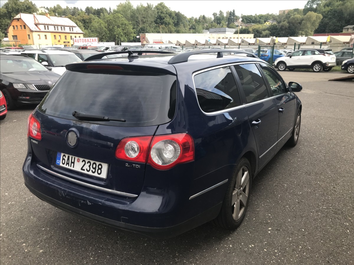 volkswagen-passat-variant-2-0-tdi-103kw - 4
