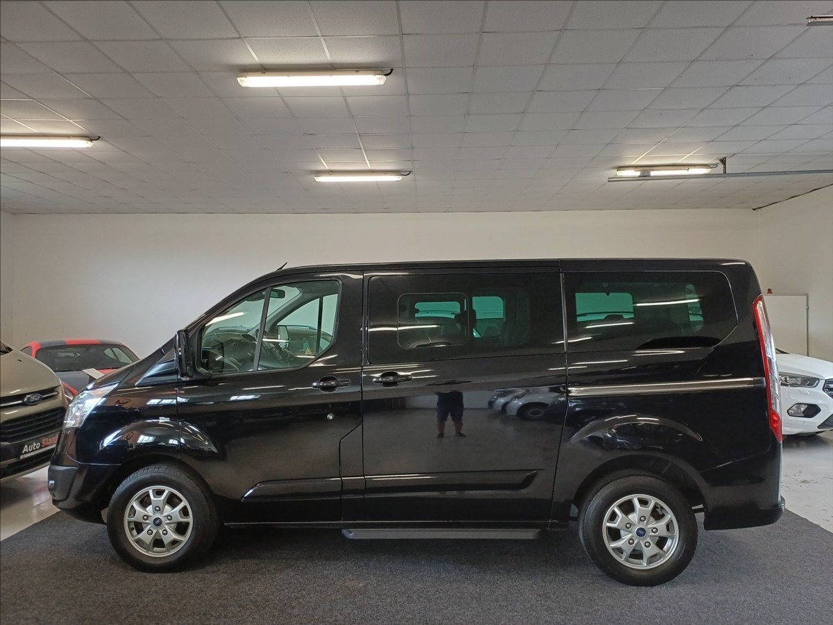 ford-tourneo-custom-2-2-titanium-114kw-po-servisu - 3
