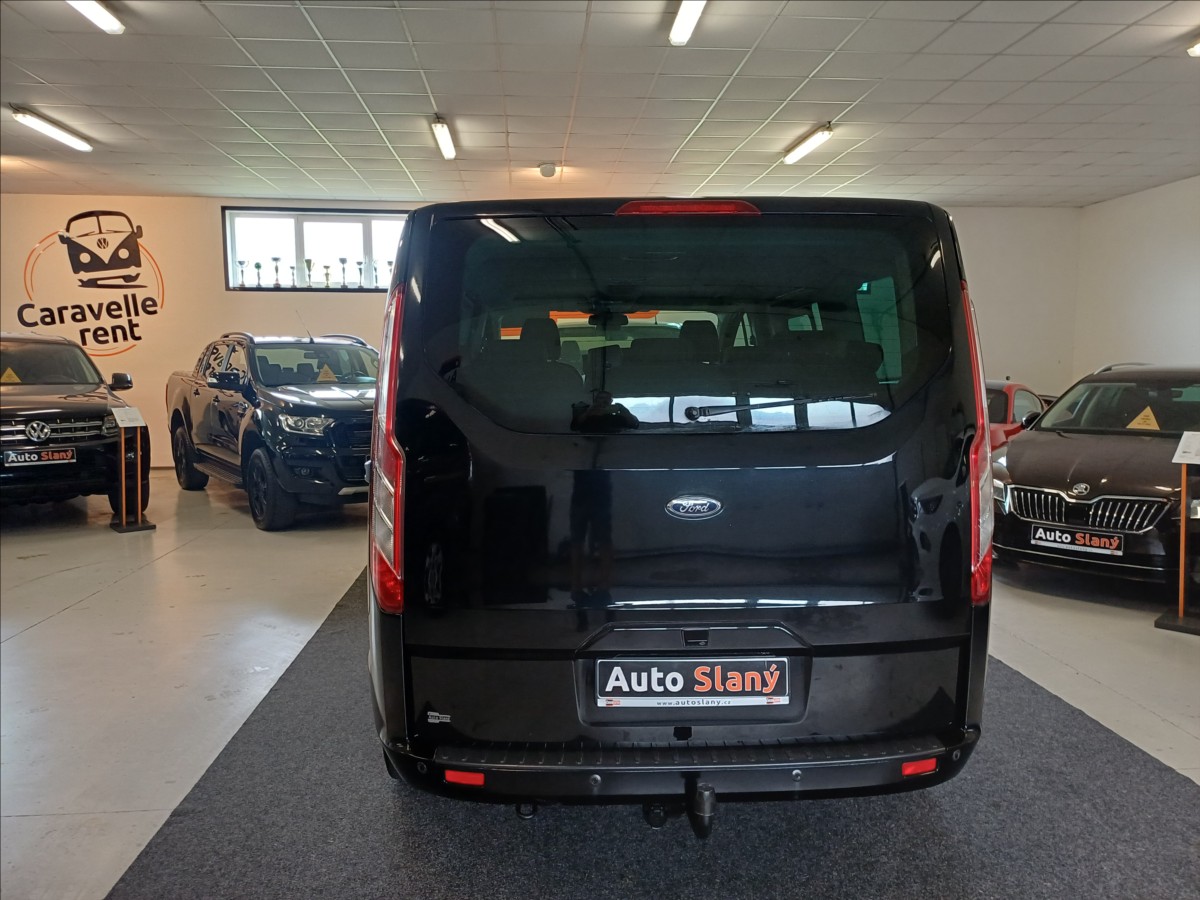 ford-tourneo-custom-2-2-titanium-114kw-po-servisu - 8