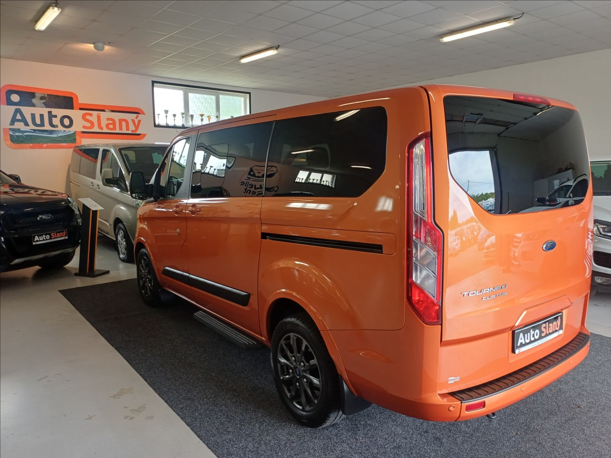 ford-tourneo-custom-2-0-titanium-1maj-po-servisu - 4