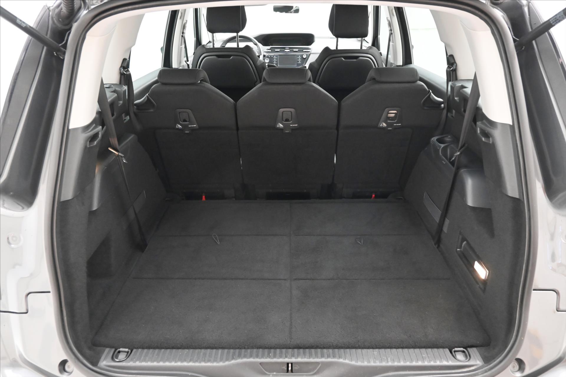 citroen-grand-c4-picasso-2-0-hdi-110-kw-7-mist-manual-zaruka-az-5-let - 9