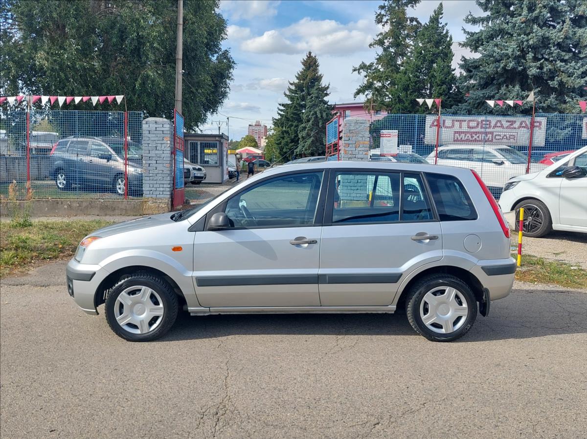 ford-fusion-1-4-i - 7