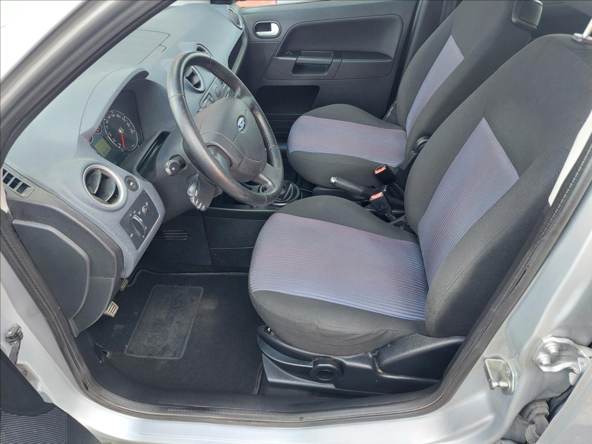 ford-fusion-1-4-i - 8