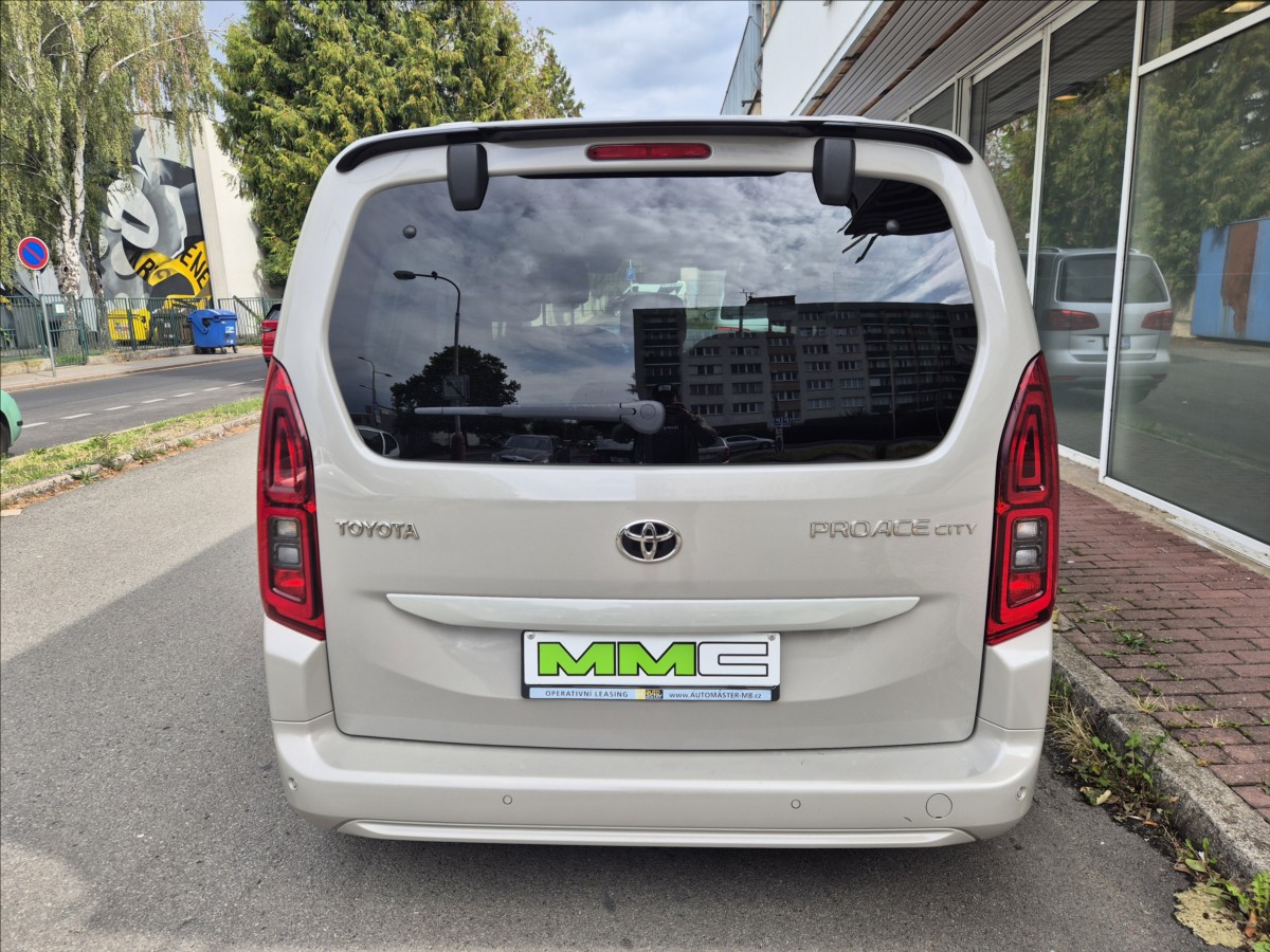 toyota-proace-city-verso-1-2t-96kw-cr-1-maj-automat - 4