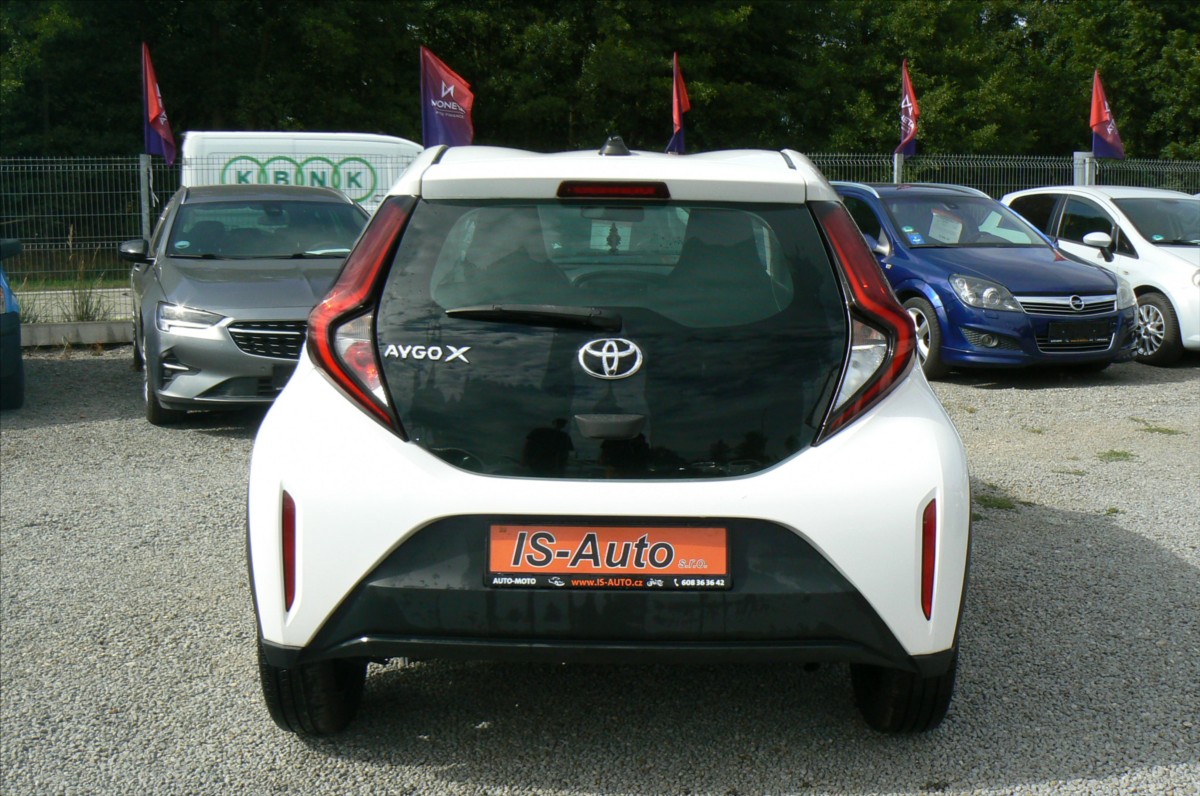 toyota-aygo-1-0-x-cr-3561-km - 5