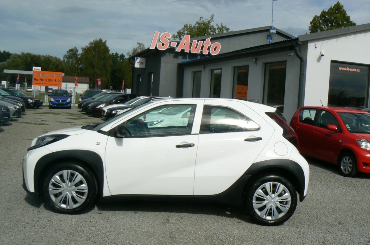 toyota-aygo-1-0-x-cr-3561-km - 7