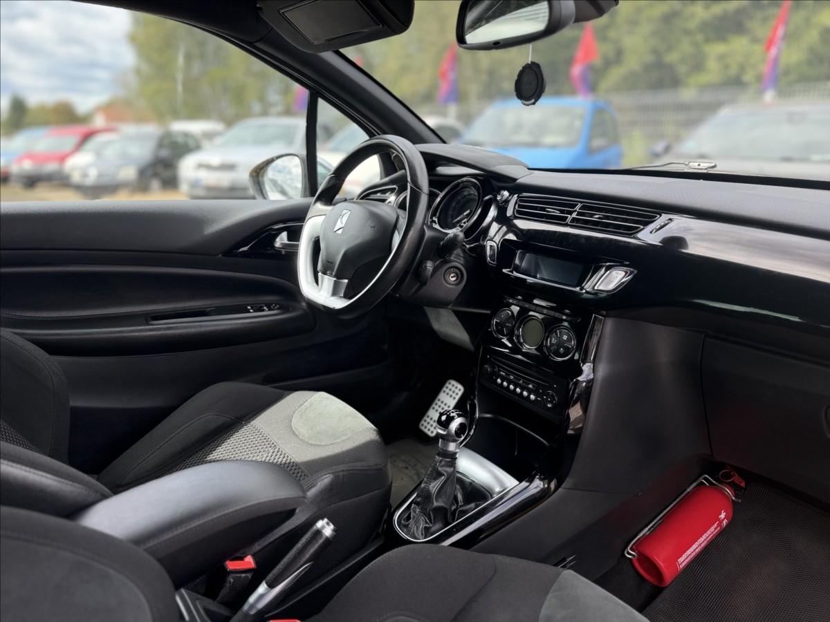 citroen-ds3-1-2-3-dver - 8