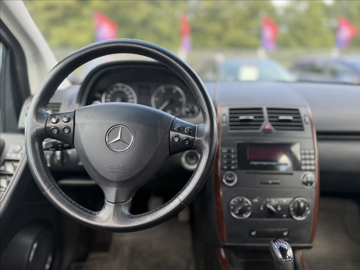mercedes-benz-tridy-a-2-0-cdi-180 - 6