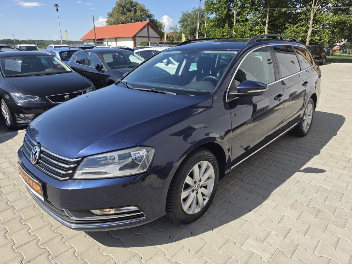 volkswagen-passat-1-4-tsi-90kw-comfortline-navi - 2