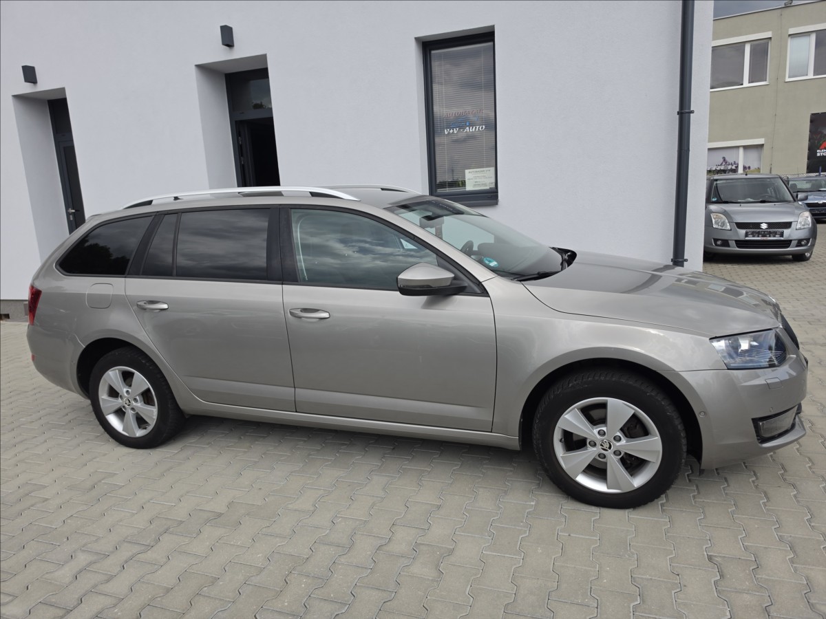 skoda-octavia-iii-2-0tdi-110kw-4x4-elegance - 4