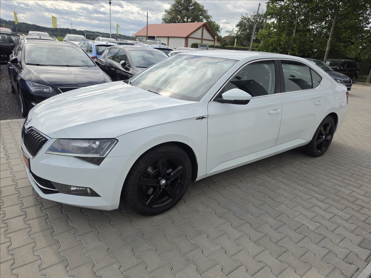 skoda-superb-iii-1-4tsi-110kw-dsg-style - 8