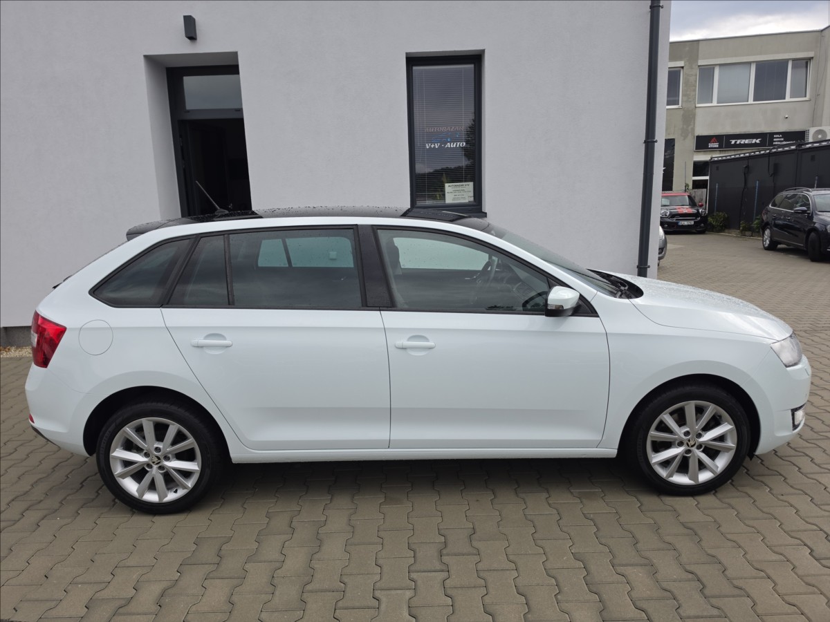 skoda-rapid-1-2-tsi-81kw-style-panorama - 4