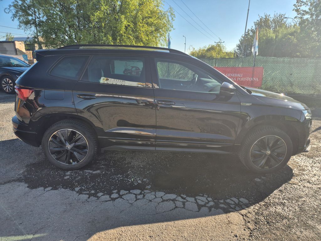 skoda-karoq-sportline-2-0-tdi-dsg-4x4 - 3