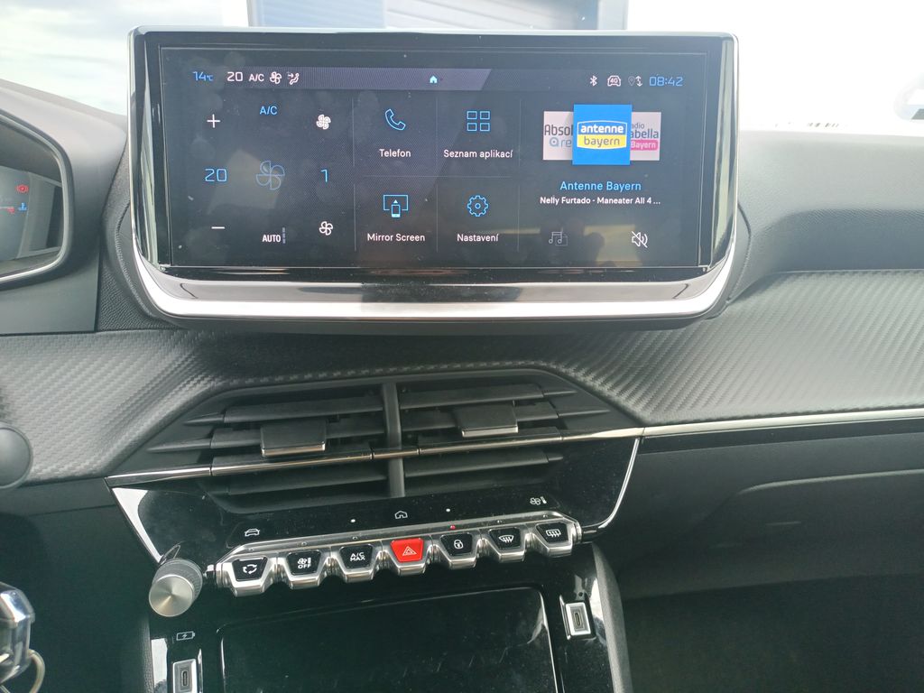 peugeot-2008-allure-puretech-100k-man6 - 9
