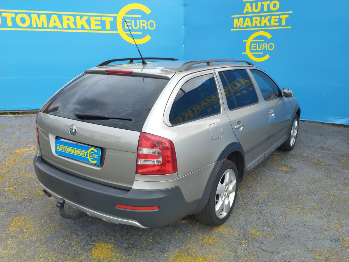 skoda-octavia-2-0-tdi-103kw-scout-4x4 - 3
