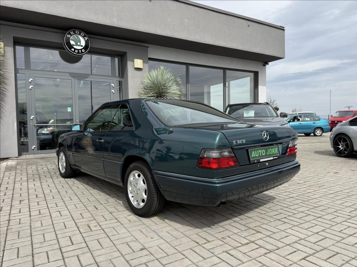 mercedes-benz-tridy-e-320ce-162kw-w124-klima-kuze - 7